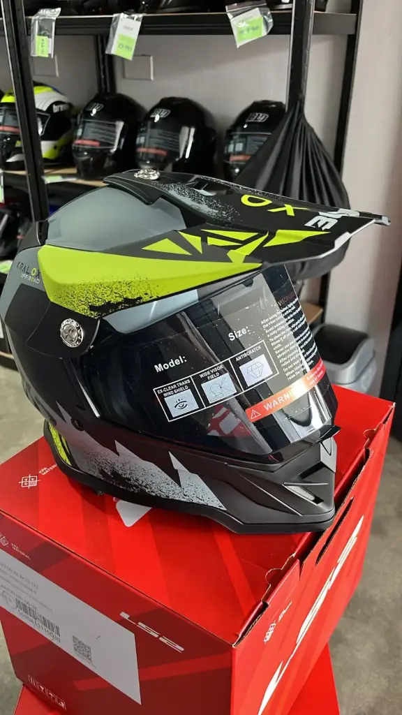 Casco BLD MX819