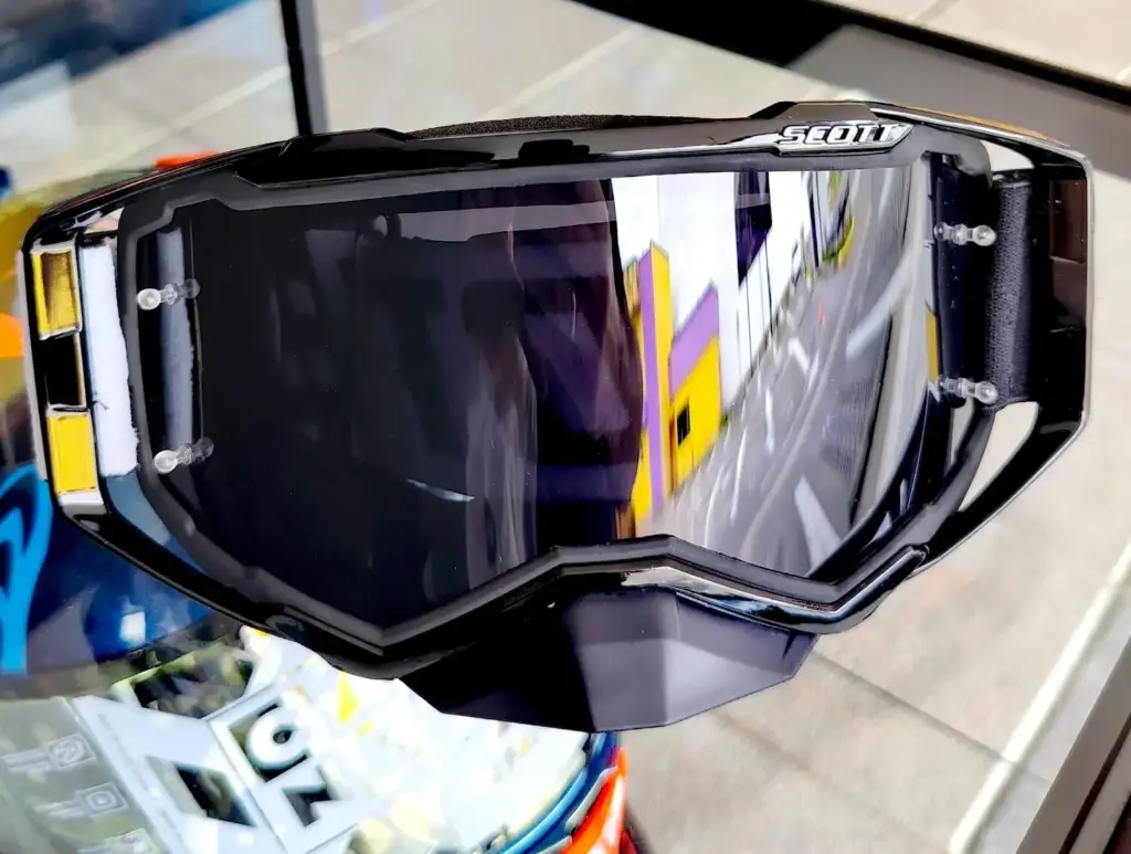 GOGGLES SCOTT