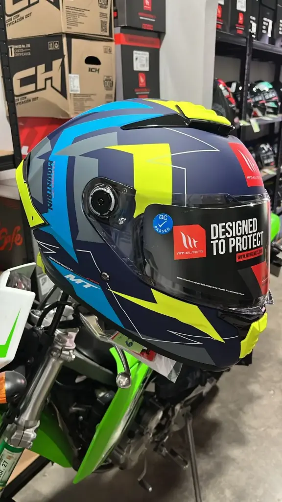 Casco MT Thunder 4 SV